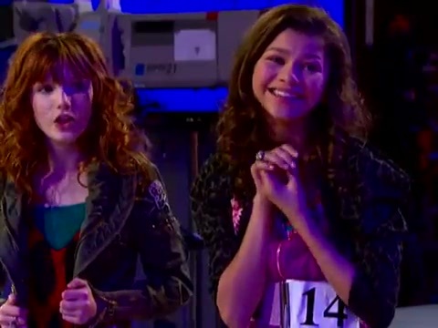 Shake_It_Up_-_Best_Friends_-_Disney_Channel_Official 063