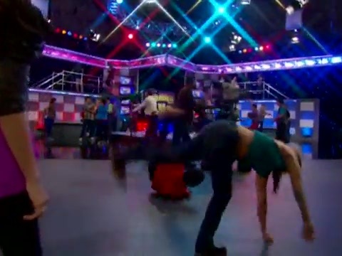 Shake_It_Up_-_Best_Friends_-_Disney_Channel_Official 103