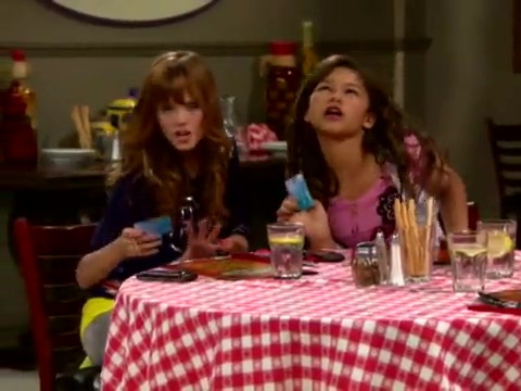 Shake_It_Up_-_Best_Friends_-_Disney_Channel_Official 146