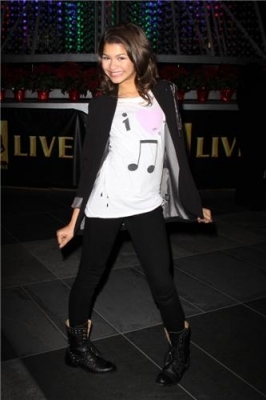normal_3B204 - 0 Zendaya Coleman 0