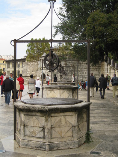 Zadar - piata celor 5 fantani