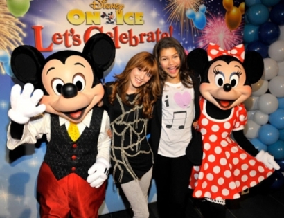 normal_12~3 - 0 Zendaya Coleman 0