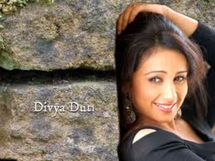 images (19) - Divya Dutta