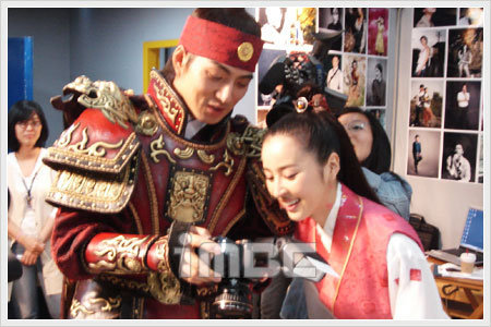 6329_106306138698_654448698_2004539_6055393_n - q---jumong_soseono---q