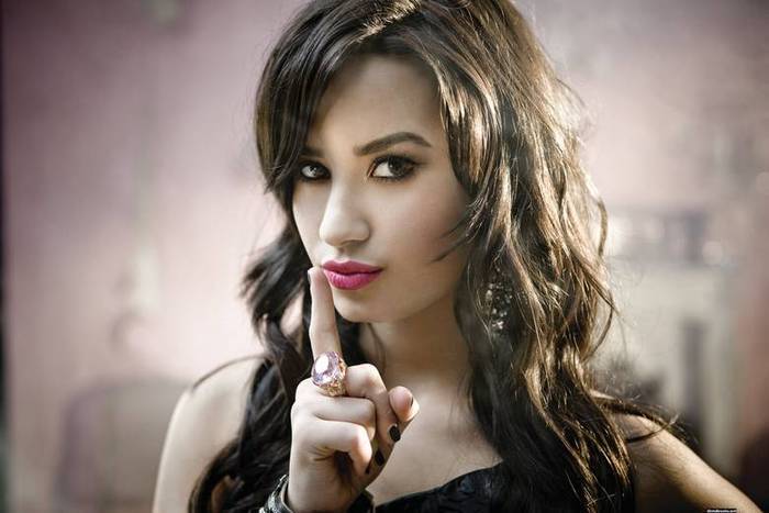 Demi Lovato - DEMI LOVATO PHOTOSHOOTS 1