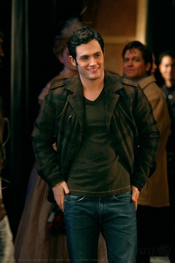 Dan37 - Dan Humphrey