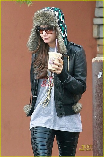 ashleytisdalelunchmike0sf