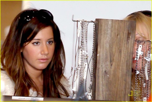 ashleytisdaleplanet11 - Ashley Tisdale