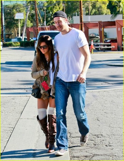 ashleytisdalescottspeer0