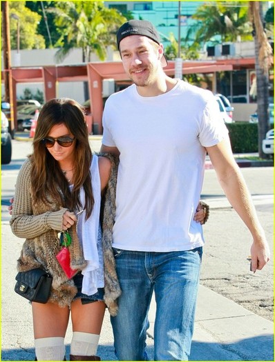 ashleytisdalescottspeerh