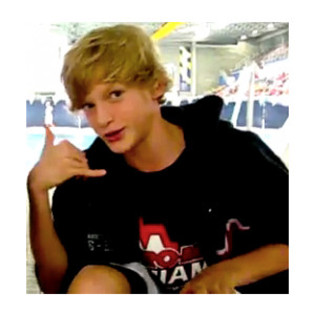 iYIYI_Lyrics_Video_Cody_Simpson