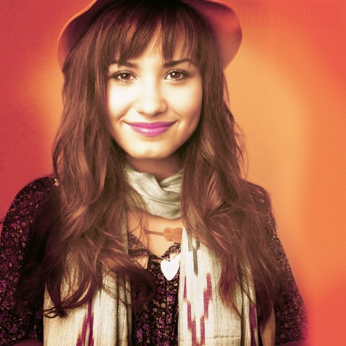 tumblr_le69u4RfYj1qfiwcxo1_500 - Demi Lovato