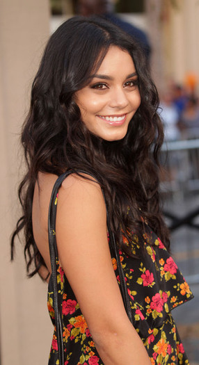 Vanessa Hudgens - VANESSA HUDGENS LA PREMIERA LEGEND OF THE GUARDIANS