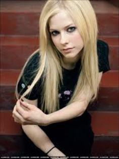 images (23) - Avril Lavigne