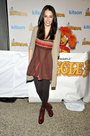 Chloe_Bridges_1272808522_2 - Chloe bridges