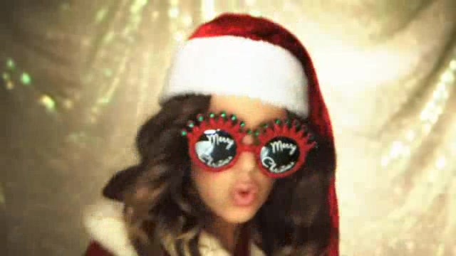 A Miley Cyrus Christmas 015