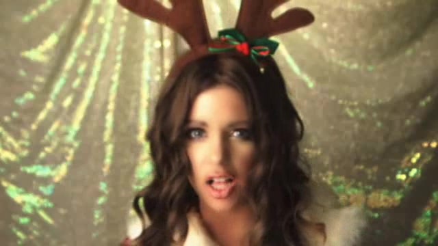 A Miley Cyrus Christmas 156