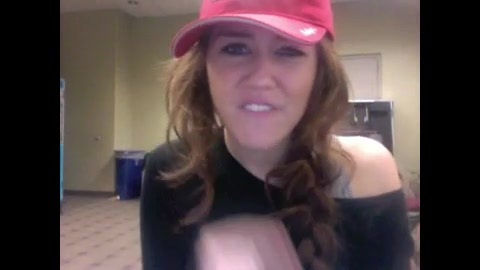 Good-bye Twitter 126 - 0 Screencaptures  By  Me  with  Miley  Cyrus  Or  Hannah  Montana  - Good-bye Twitter