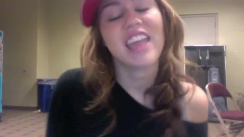 Good-bye Twitter 175 - 0 Screencaptures  By  Me  with  Miley  Cyrus  Or  Hannah  Montana  - Good-bye Twitter