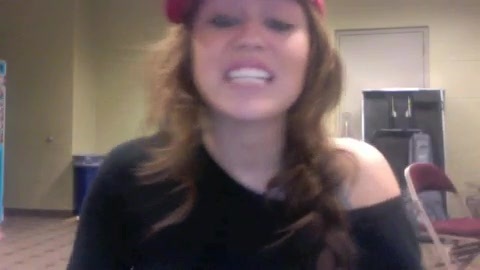 Good-bye Twitter 221 - 0 Screencaptures  By  Me  with  Miley  Cyrus  Or  Hannah  Montana  - Good-bye Twitter