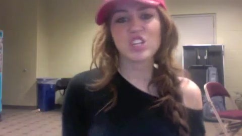 Good-bye Twitter 229 - 0 Screencaptures  By  Me  with  Miley  Cyrus  Or  Hannah  Montana  - Good-bye Twitter