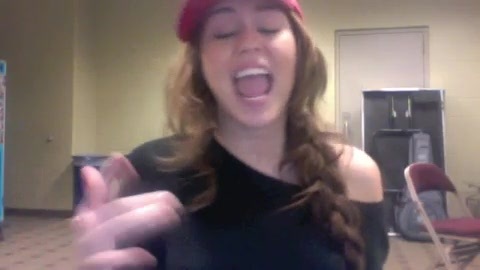 Good-bye Twitter 245 - 0 Screencaptures  By  Me  with  Miley  Cyrus  Or  Hannah  Montana  - Good-bye Twitter