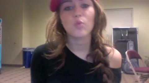 Good-bye Twitter 259 - 0 Screencaptures  By  Me  with  Miley  Cyrus  Or  Hannah  Montana  - Good-bye Twitter