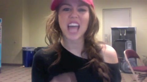 Good-bye Twitter 261 - 0 Screencaptures  By  Me  with  Miley  Cyrus  Or  Hannah  Montana  - Good-bye Twitter