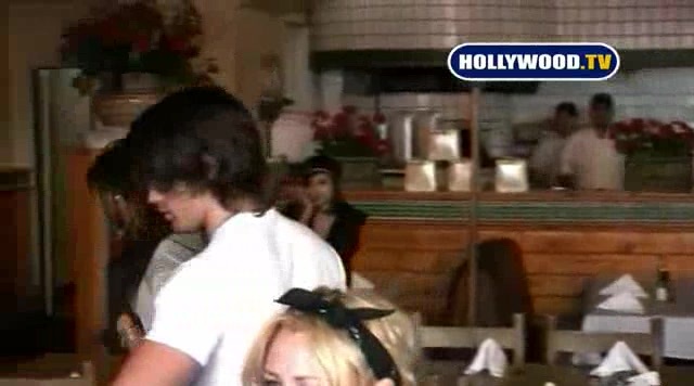 Miley Cyrus Sign Autographs For Fans At Market City. 068 - 0 Screencaptures  By  Me  - Miley Singinin Autographs  At  LAMarket