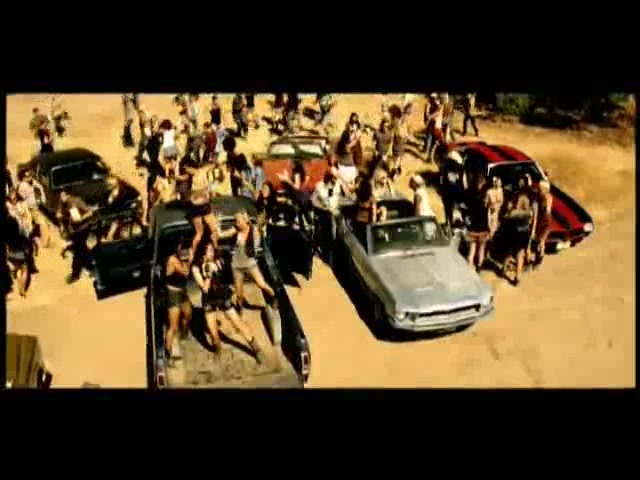 Miley Cyrus - Party in the USA 135