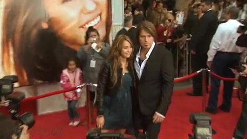 Hannah Montana- The Movie Premiere 289 - 0 Screencaptures  By  Me  with  Miley  Cyrus  Or  Hannah  Montana  - HMF  Premiere At Hollywood