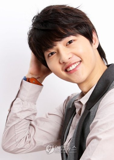 yhPYH20090804000700990_0 - Song Joong Ki