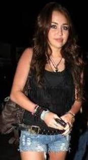 images (11) - poze rare miley cirus