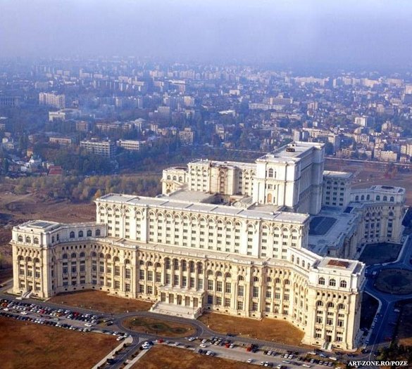 Palatul_Parlamentului,_Bucuresti_Romania_big - bucuresti