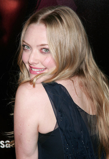 Premiere+HBO+Love+3rd+Season+9vuj3fH8sHEl - Amanda Seyfried