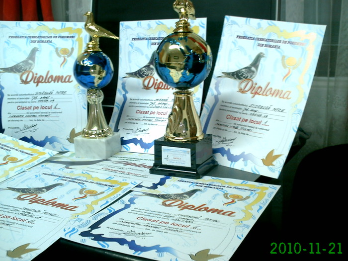 pozele mele p.s.12 006 - Diplome cu maturii 2010