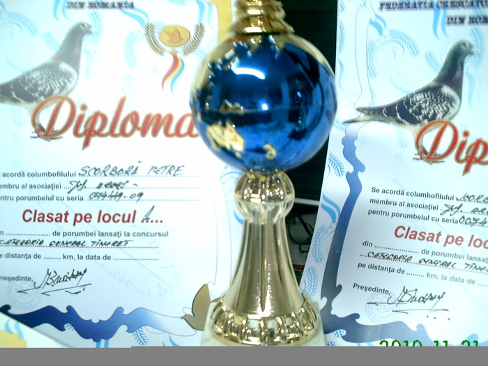 pozele mele p.s.12 008 - Diplome cu maturii 2010