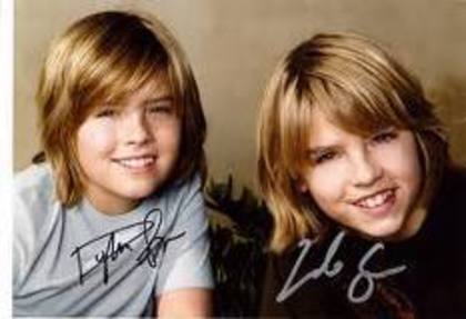 images (11) - zack si cody