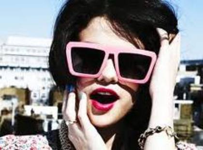 imagesCASU9SFR - poze rare su selena gomez