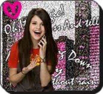 imagesCAY8DRWN - poze rare su selena gomez