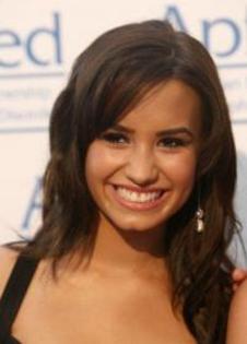 Demi_Lovato_1254688812_3 - POSTERE NOI CU DEMI LOVATO