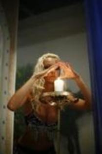 25097481_YLOEINDHP - Iubire si Onoare