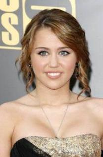 Miley_Cyrus_1240988633 - stiri miley