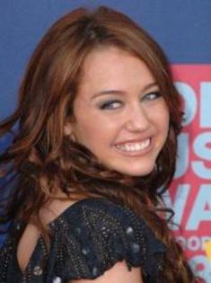 Miley-Ray-Cyrus-1224320462 - stiri miley