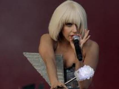 UBH6GFCATV3GBRCA91SFGDCAVRDR8ICAQLFLDXCAWJQMMQCAMY2CFBCAQR1B4LCAL10DUGCA53WLZ1CA33NDFBCADGHT7KCA9QXR - Lady Gaga