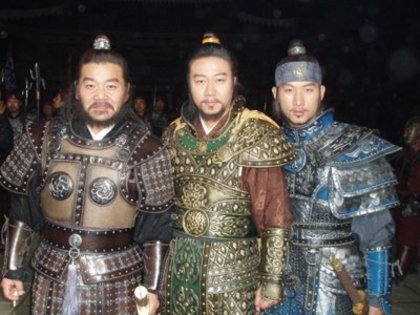 23489_108314399204587_106934462675914_69149_3204514_n - q---jumong si oameni lui de incredere---q