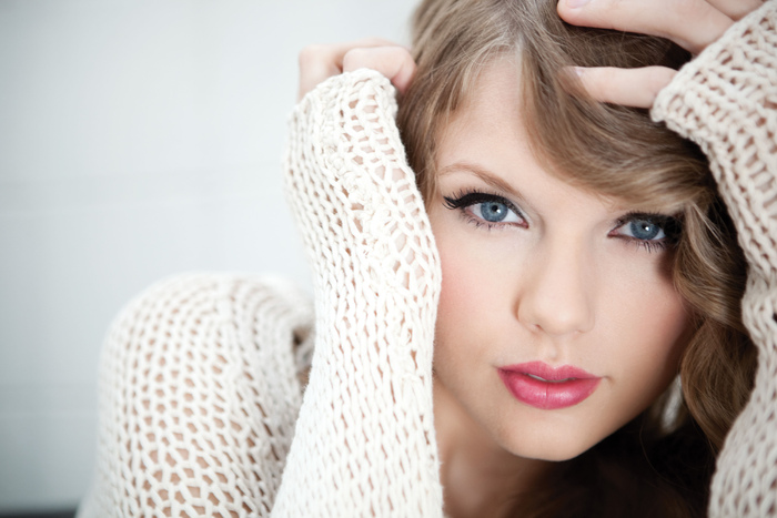 Taylor Swift (21)