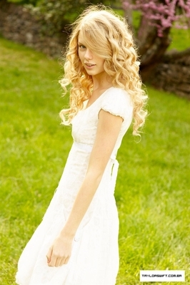 Taylor Swift (36)