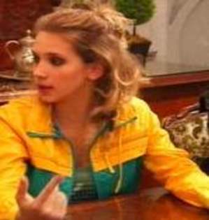 27811672_KHYWMYPGH - lola