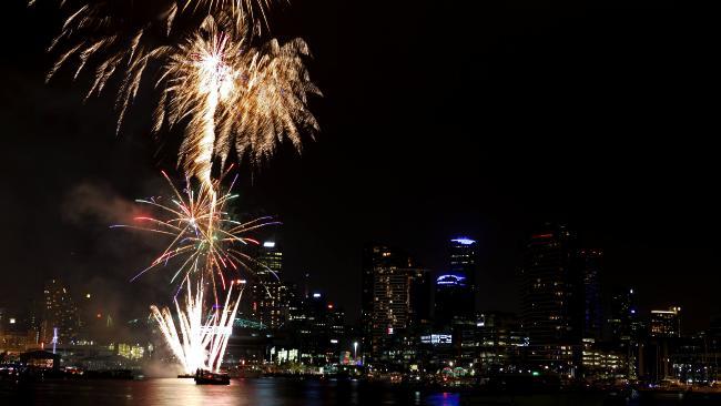 -fireworks-melbourne-2010